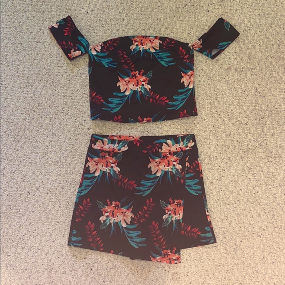 Never worn two-piece set!